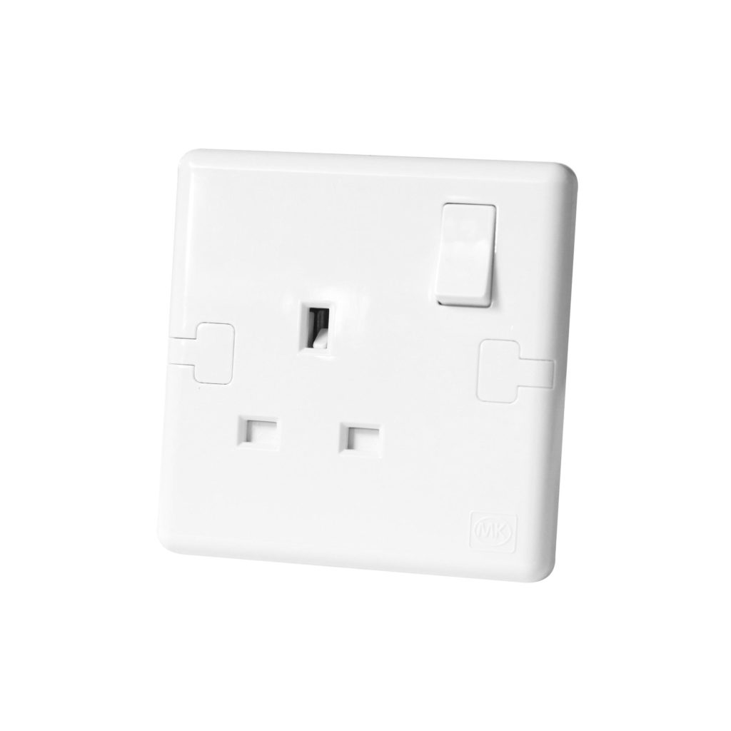 Switched-Socket-13A-1G-Ecore