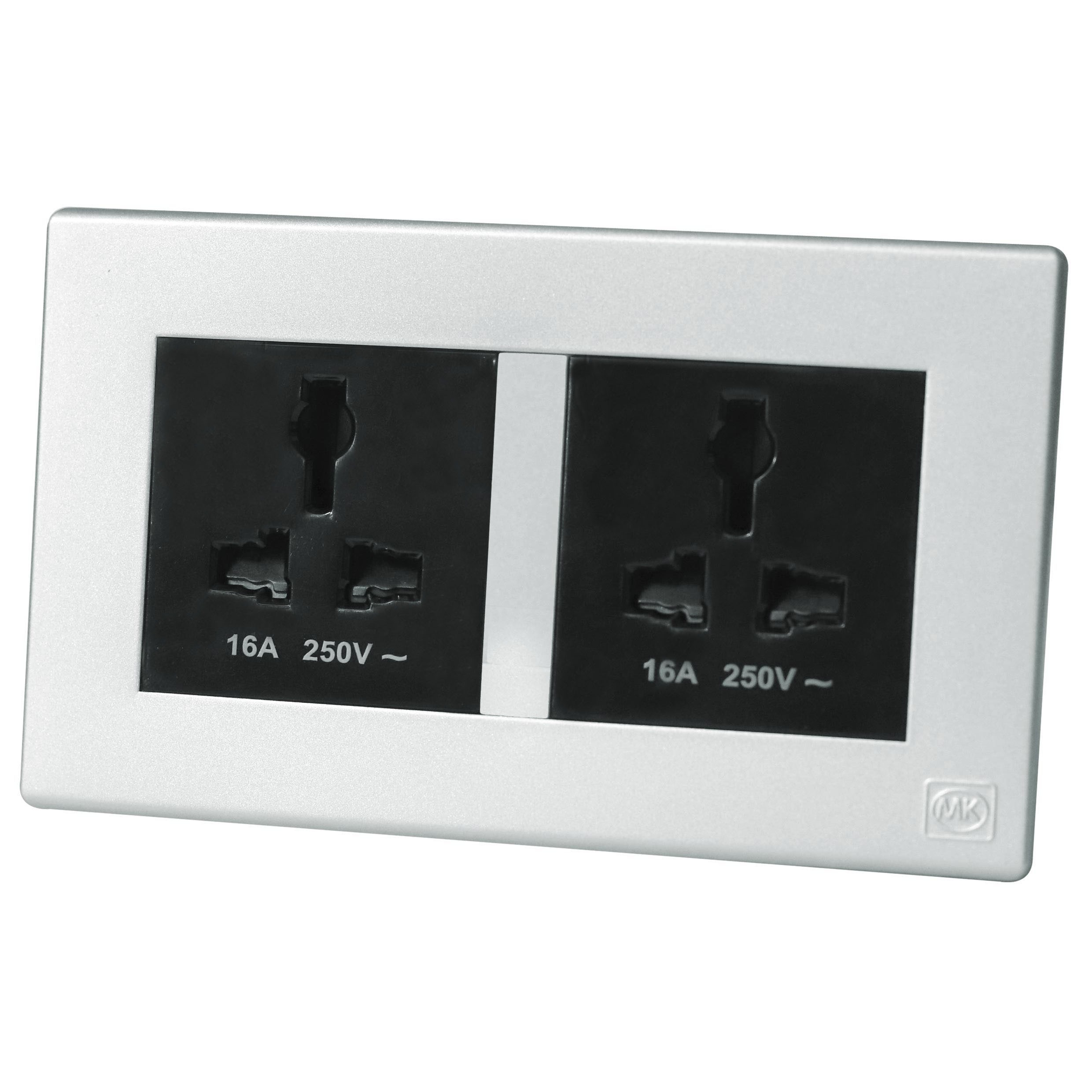 International Socket 16A Double Black MK Avant Titanium