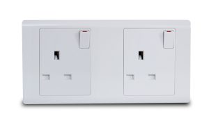 Combination Switched Socket New R series MK Honeywell landscape white 2x13A