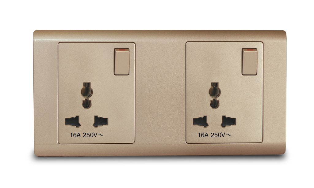 new r series mk landscape gold 2xuni 16a gold